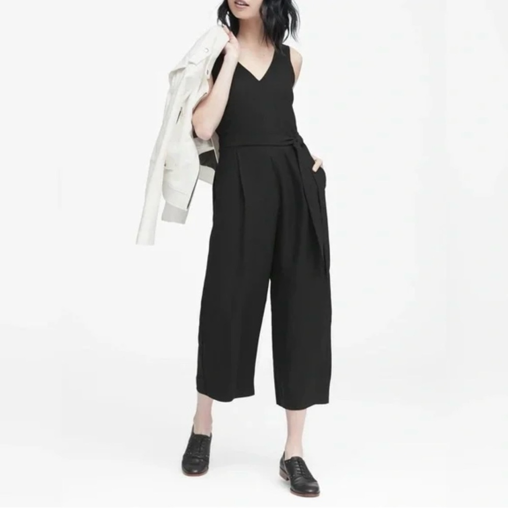 Banana Republic Chic Black Cropped Jumpsuit Size 12P